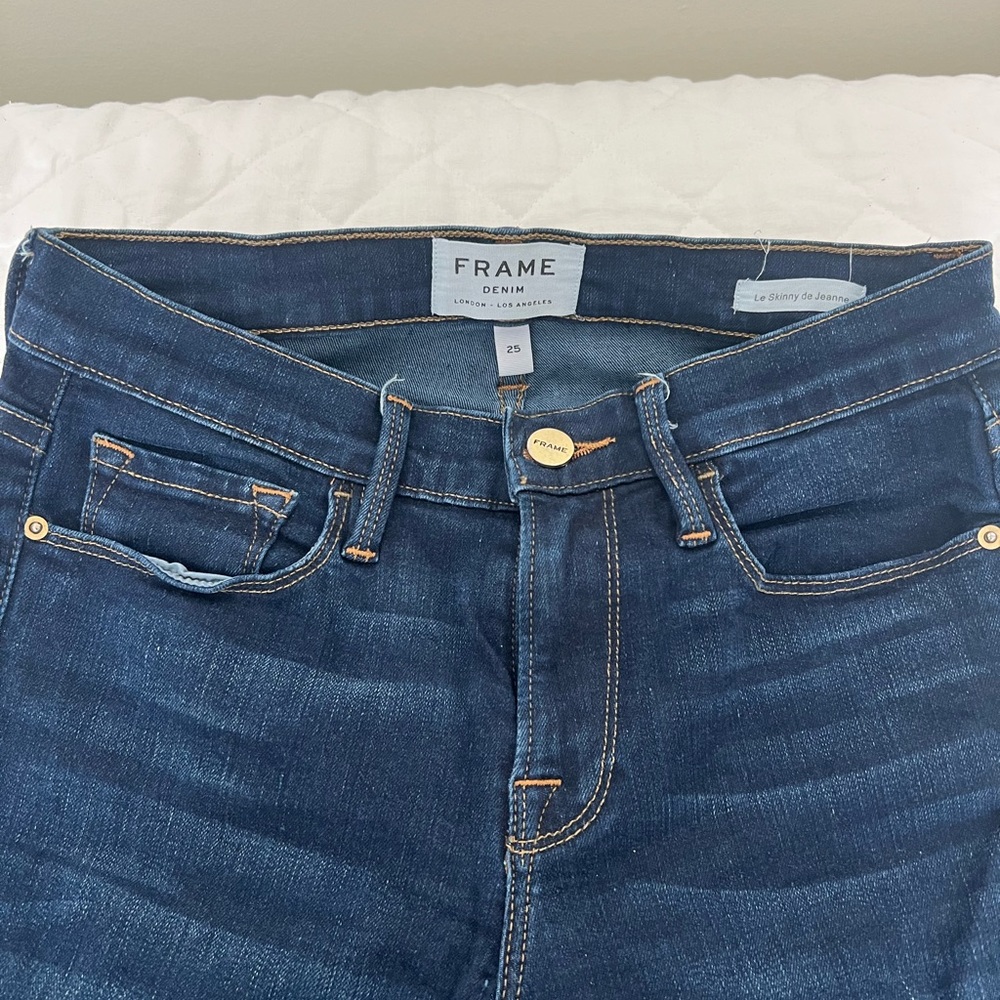 FRAME Le Skinny de Jeane denim. Size 25, gently used